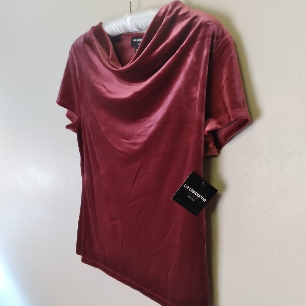 Liz Claiborne (Career), Petite  top, Burgundy Pas
